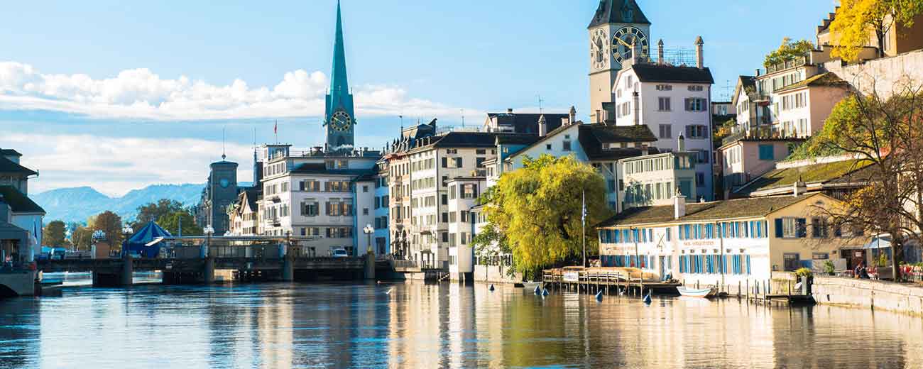 Rathaus Town hall river Zurich
